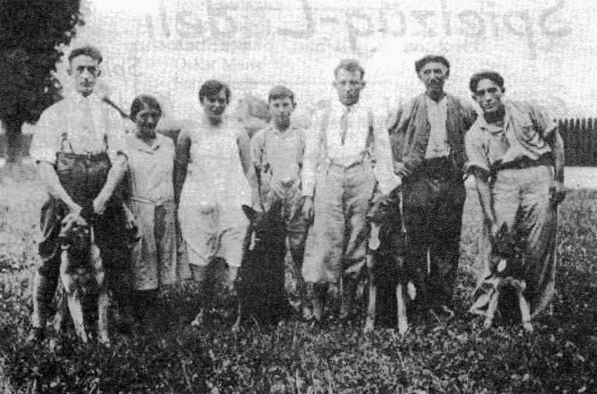 Aufnahme am Solvayplatz 1932.